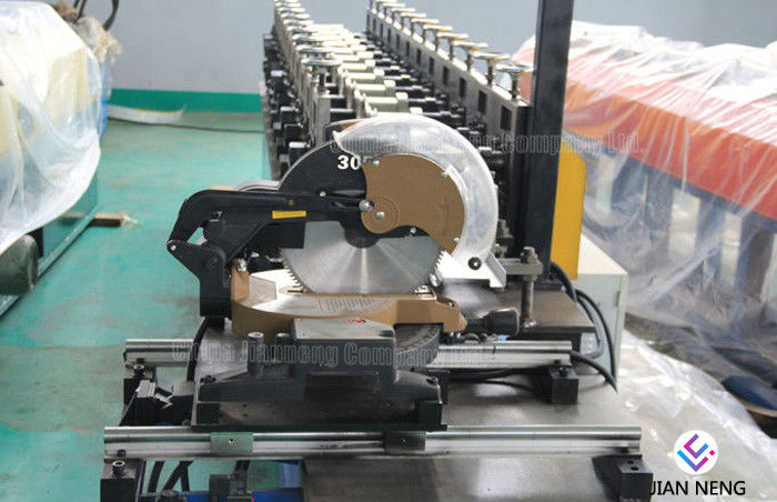 Rollo estructural de la carretera del camino que forma la máquina para la fase de la barrera 380V/50HZ3 del tráfico