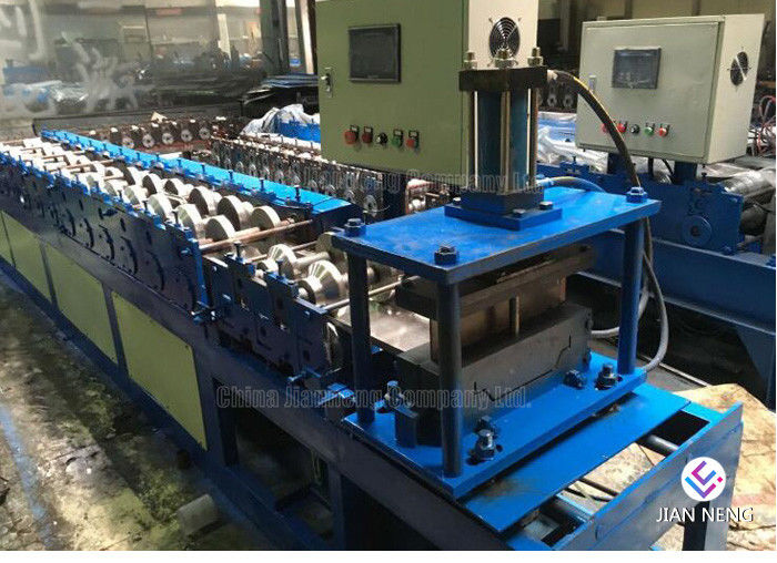 rollo estándar del metal 4kw que forma la máquina, cubriendo la máquina de la hoja con control del PLC de Siemens