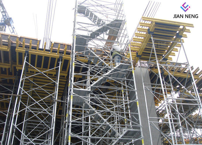 La inmersión caliente galvanizó Kwikstage/K - efectúe la torre de la escalera de Cuplock con la escalera de la seguridad