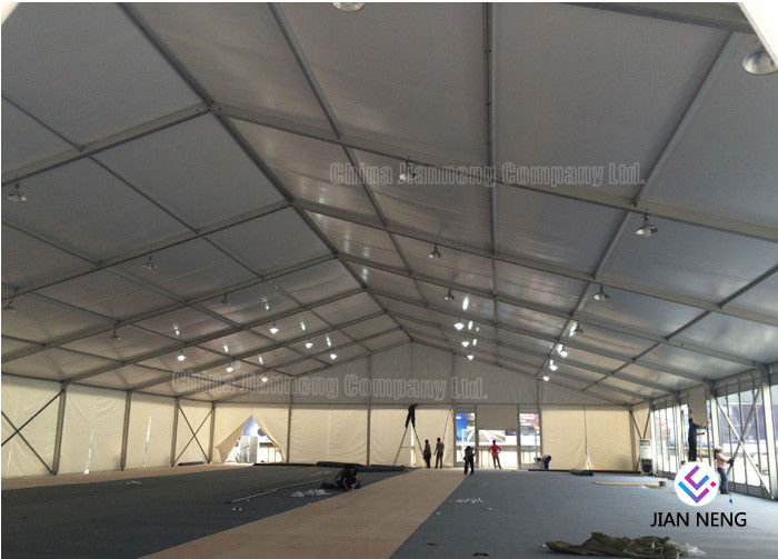 Tienda al aire libre impermeable del toldo del PVC del lujo, tiendas grandes del acontecimiento con el marco de la aleación de aluminio