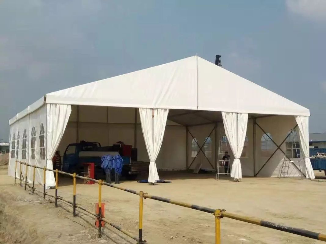 Tienda al aire libre de aluminio modificada para requisitos particulares de la cubierta de PVC del marco del tamaño para vivir/almacenamiento