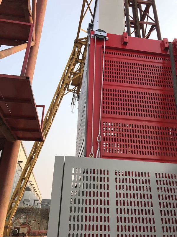 elevador gemelo Sc200 200 del alzamiento de la construcción de la jaula 3×1.5×2.2 de los 50m